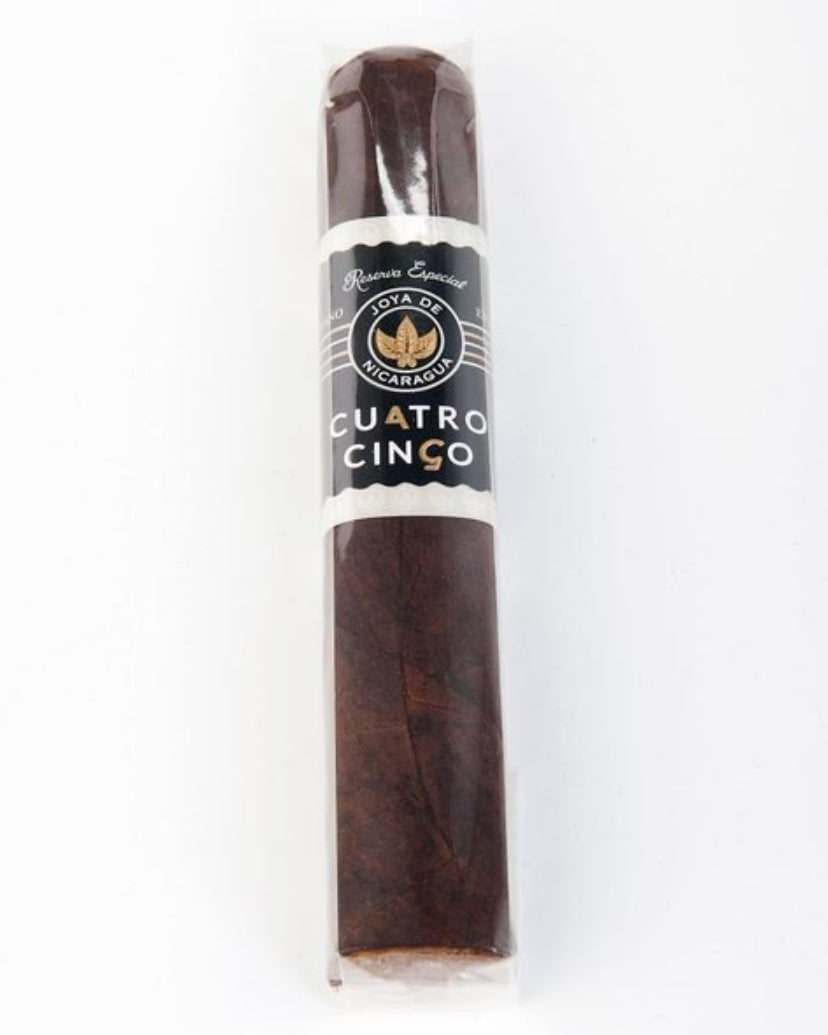Cuatro Cinco Petit Corona